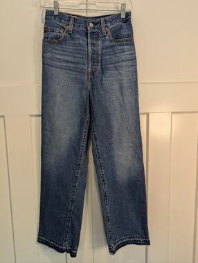 Levi's Women's Button Up Jeans Size27